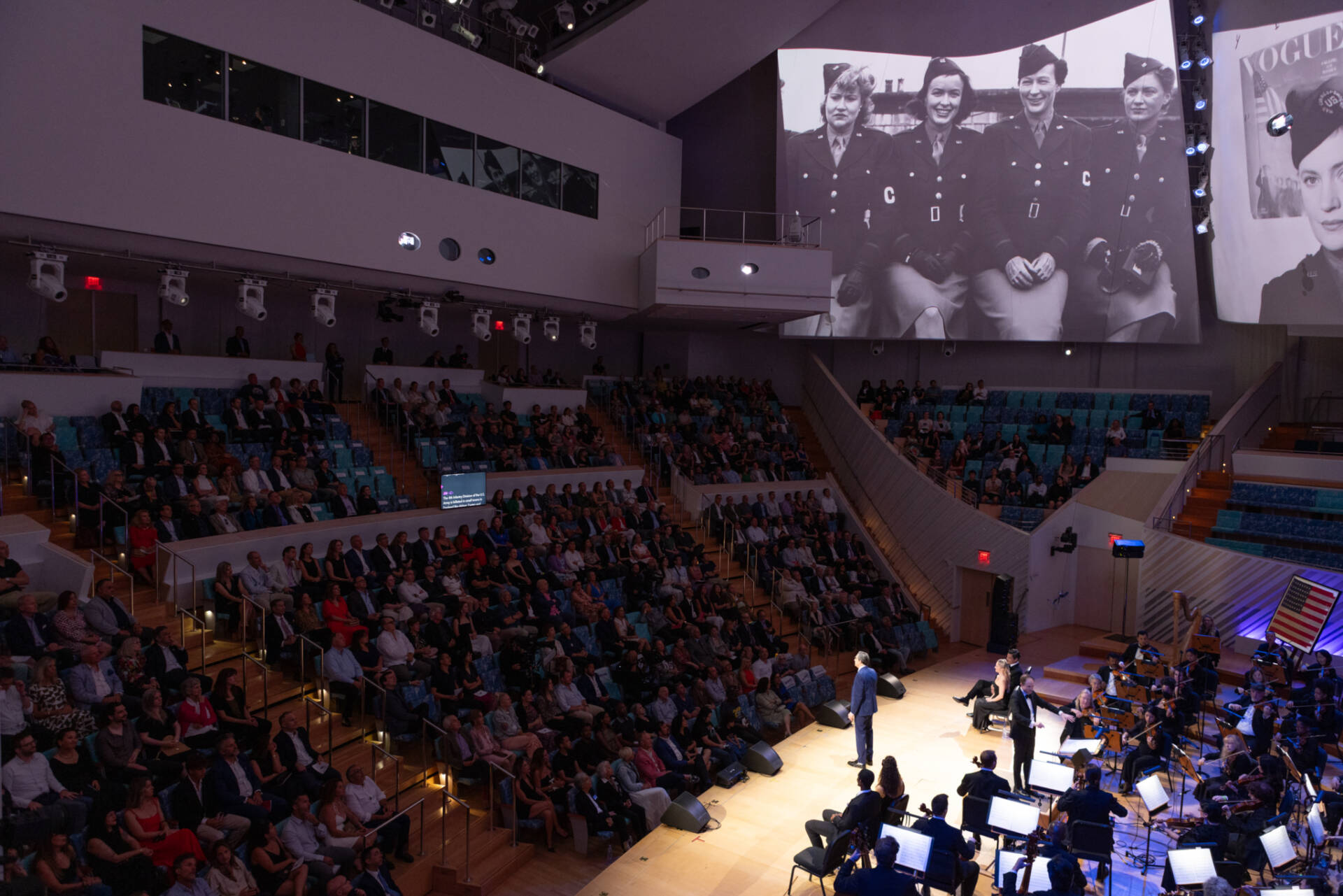 The Eyesofthe World 250510 329 X